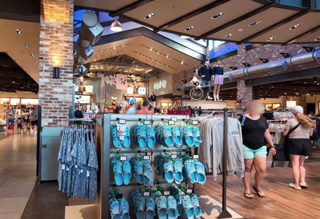 ワールドオブディズニーの店内の様子